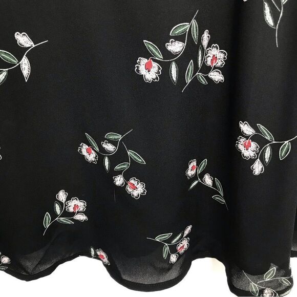 Torrid Black Floral Print Georgette Flowy Lace Trim Cami Tank Top - Picture 8 of 16